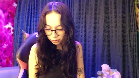 Hanaku  online show from January 10, 2:13 pm