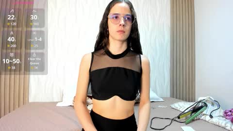 hanasleep online show from February 4, 7:28 pm