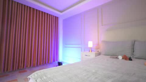 hanna online show from December 17, 1:44 am