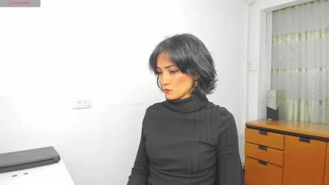 Sara online show from September 25, 2:05 pm