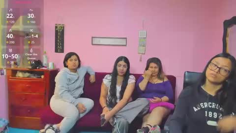 Hanna online show from November 17, 2:51 pm