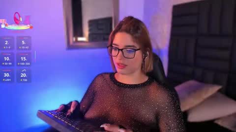 Hanna  online show from September 18, 8:29 pm