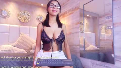 hanna_vic online show from March 3, 9:21 pm