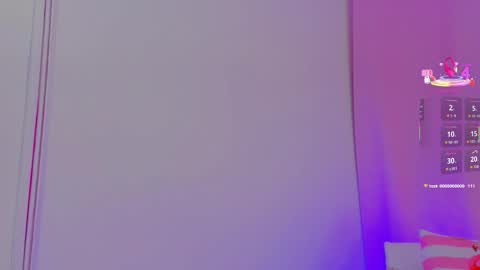 HannaB  online show from October 11, 5:23 am