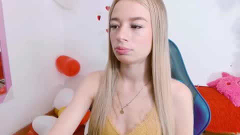 Hannah 027 online show from September 14, 12:36 pm