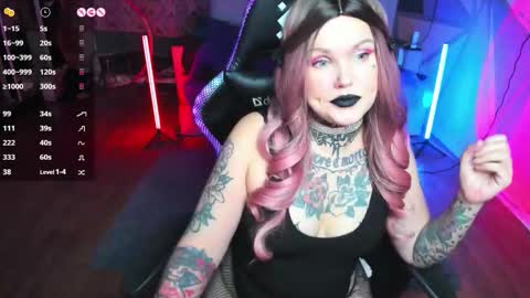 Hannah online show from September 19, 12:20 am