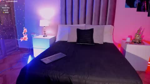 Hannah online show from February 18, 2:49 pm