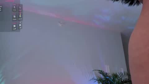 Hannah online show from October 17, 7:44 am