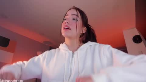 Hannah online show from February 13, 10:54 pm