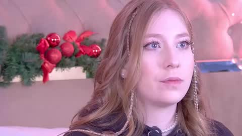 Pearl online show from December 22, 4:26 am