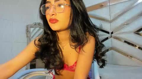 Hanna online show from January 14, 3:22 am