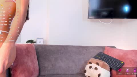 Hanna Os online show from January 6, 4:44 pm