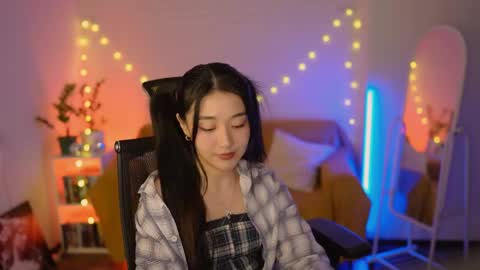 hannarosie online show from May 5, 6:33 pm