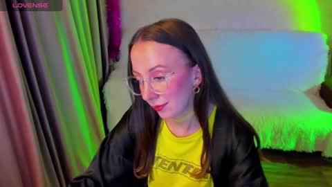 Stephanie online show from January 8, 6:34 pm