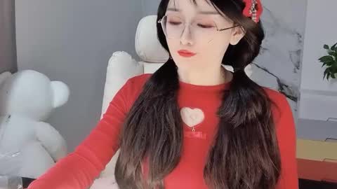 Daisy online show from February 13, 2:52 pm