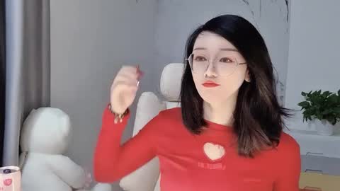 Daisy online show from March 6, 4:08 am