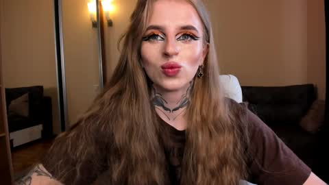 Julia online show from April 8, 5:31 am