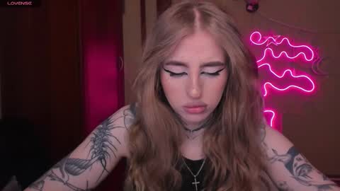 Julia online show from March 6, 5:24 am