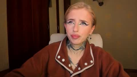 Julia online show from October 5, 5:56 am