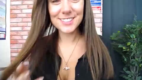 harleyrebz online show from November 17, 12:17 pm