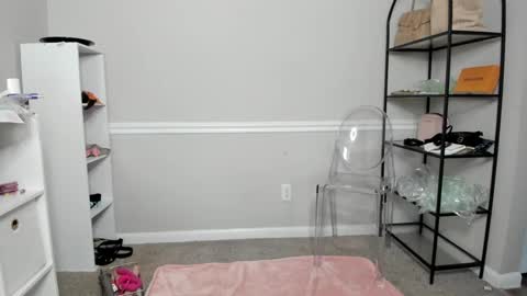 Harmonie Marquise online show from October 7, 3:49 pm