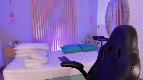 Harmony online show from March 8, 8:24 pm