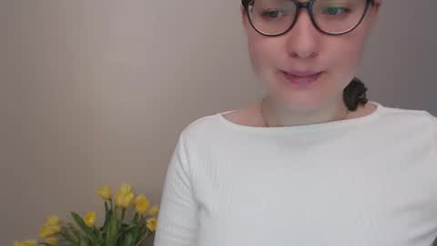 hartfoxx online show from March 10, 4:49 am