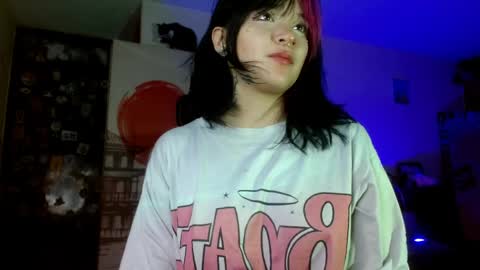 Im Emily and I could be the love of your life    online show from April 9, 3:09 am