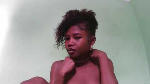 hasleyinah online show from April 4, 4:00 am