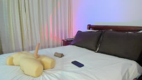 Nicole online show from September 30, 4:18 am