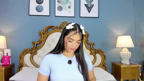 hatsajones online show from February 18, 4:11 am