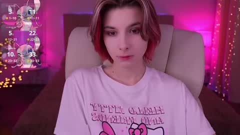 haylaamber online show from February 10, 6:53 am