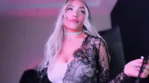 Marie online show from September 26, 7:06 am