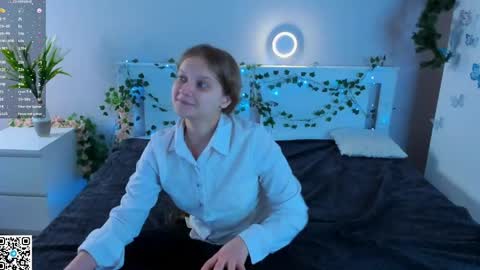 Jenny online show from May 4, 3:16 pm