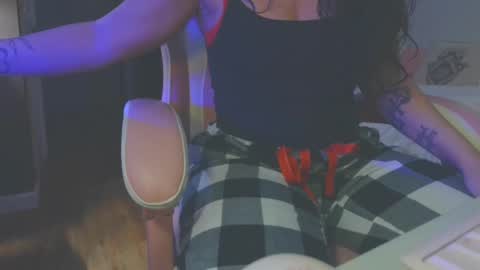 Hazel online show from February 17, 1:36 am