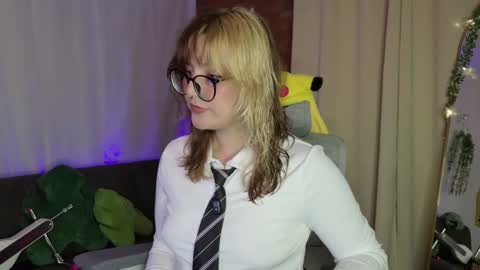 Hazel Brown online show from March 15, 11:18 pm