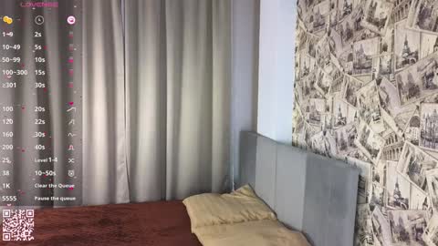 Anna online show from February 8, 3:10 pm