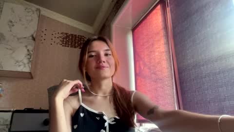 Lili online show from March 25, 12:19 pm