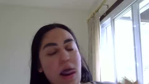 heatwavee online show from April 14, 1:55 pm