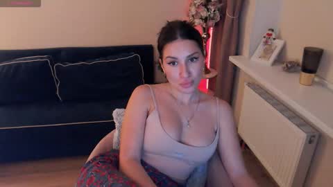 Heaven girl online show from October 7, 7:40 pm