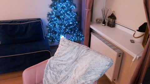 Heaven girl online show from December 9, 6:35 pm