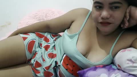 heavenlyeyes69 online show from January 22, 8:17 pm