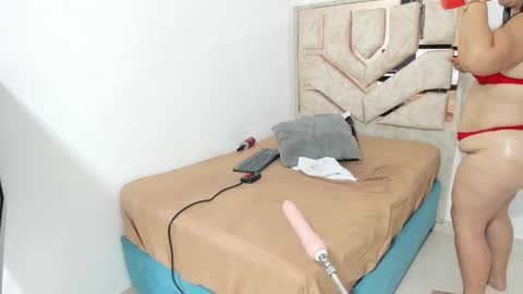 heleen_lov online show from March 4, 8:27 pm