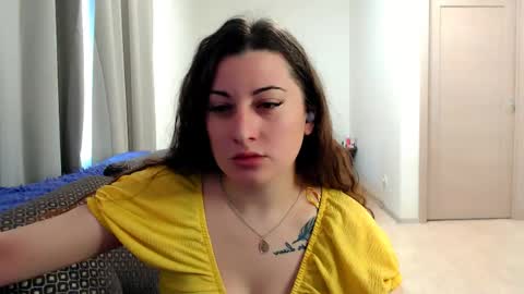 helen_adams_ online show from May 11, 5:31 am