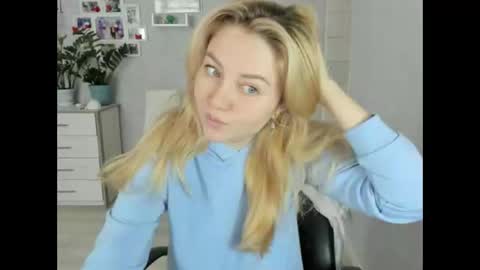 Helen sven online show from November 17, 9:21 am