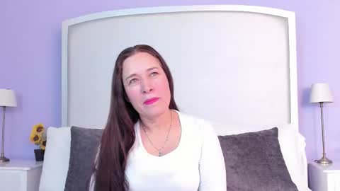 helen_larkin online show from November 7, 7:41 pm