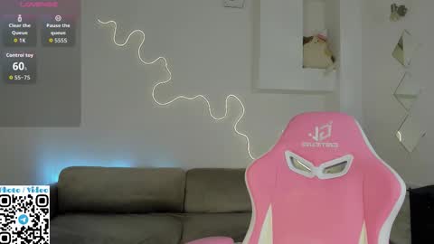 helen_spark online show from November 6, 2:06 am