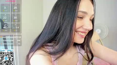 helen_sparkk online show from June 14, 2:24 am