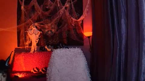 Helena online show from October 25, 1:08 pm