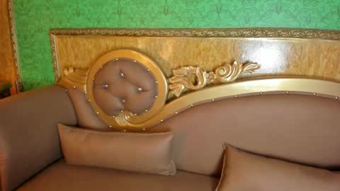 Helen or Hells online show from March 28, 5:12 pm